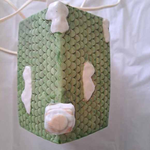 Americana Porcelain General Store – Lighted Christmas Village House – Hand-Paint - Picture 5 of 5